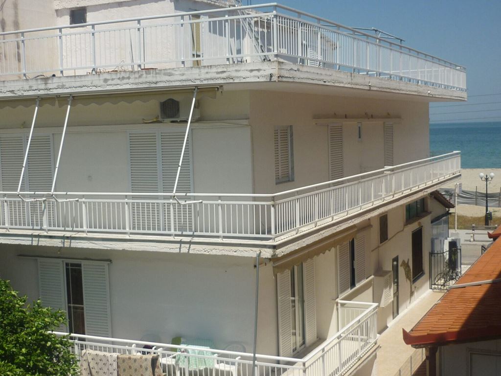 Вила Георгија – Неи Пори