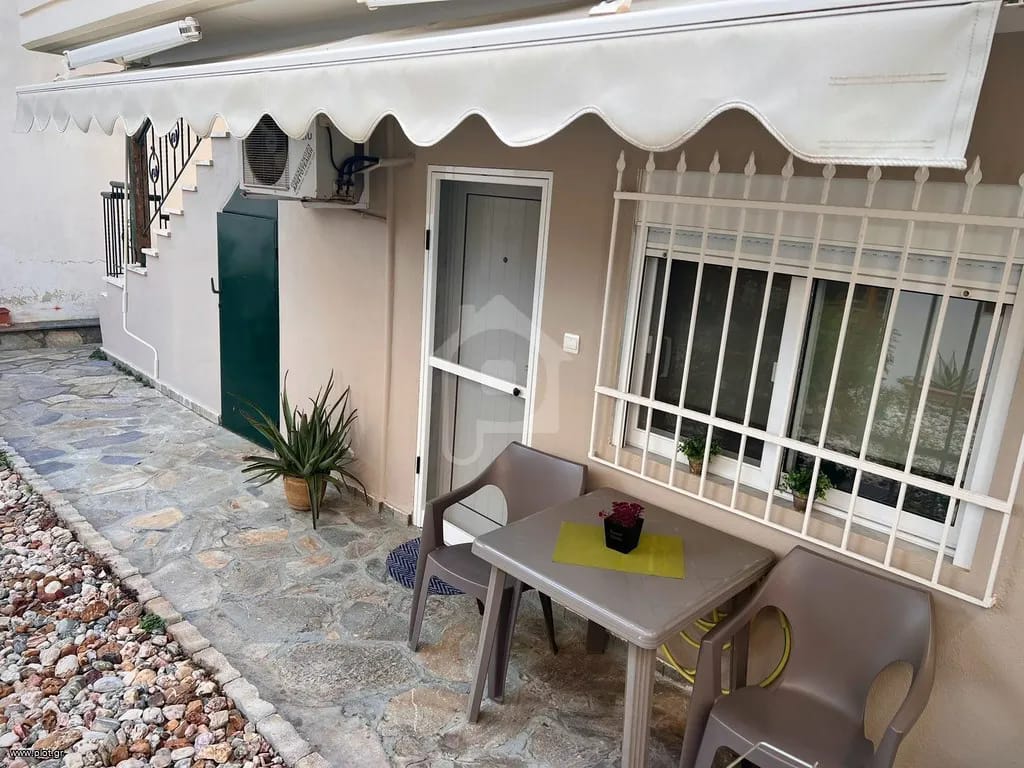 Студио МИА 3- Неа Флогита